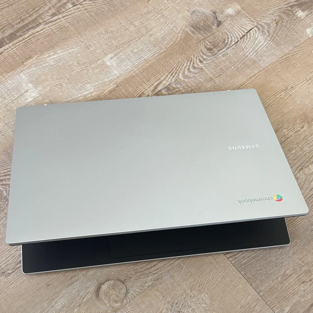 Samsung Silver and Black Laptop